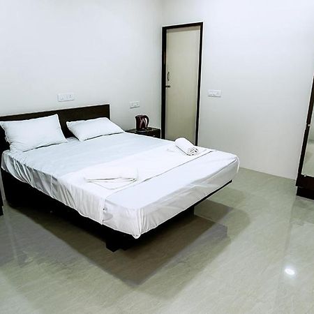 Thiruttani Indra Regency酒店 外观 照片