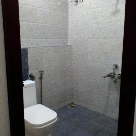 Thiruttani Indra Regency酒店 外观 照片
