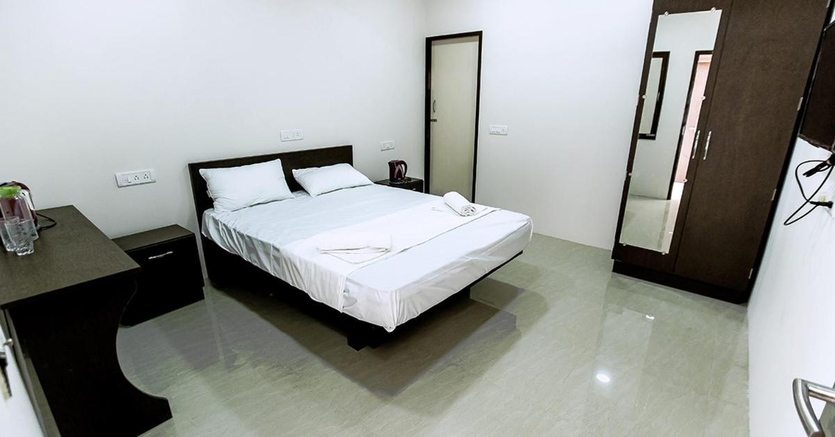 Thiruttani Indra Regency酒店 外观 照片